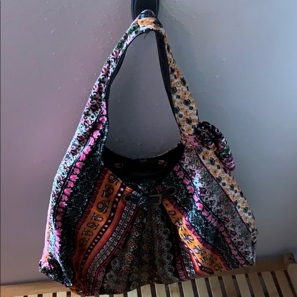 Funky Fun Shoulder Bag - Picture 3 of 6
